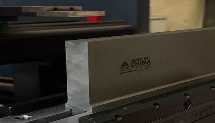 TRUMPF/WILA acute-angle punch and die for tight bend radii.